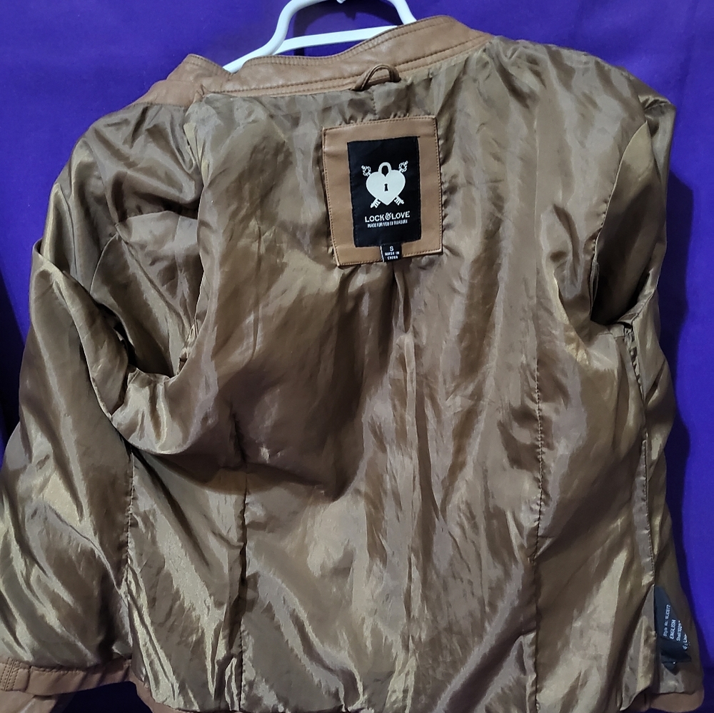 Lock 🔐 and Love ❤️ Jacket - Picture 3 of 8